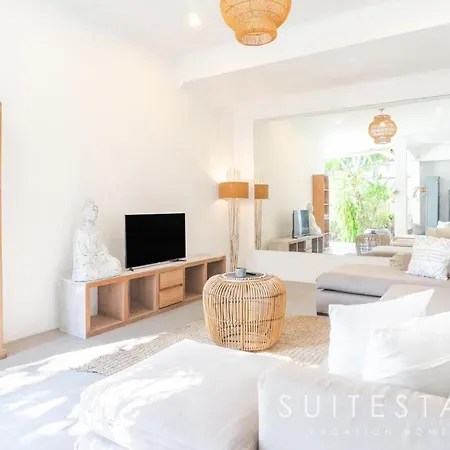 Spacious Luxury 3 Bed Villa With Private Pool Canggu  Exterior photo