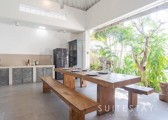 Spacious Luxury 3 Bed Villa With Private Pool